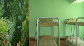 Гостиница На Комсомольской Хостел Сочи Кровать в общем женском номере с 8 кроватями-1